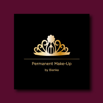 Logo für Permanent Make-Up mit einer goldenen Krone auf schwarzem Hintergrund